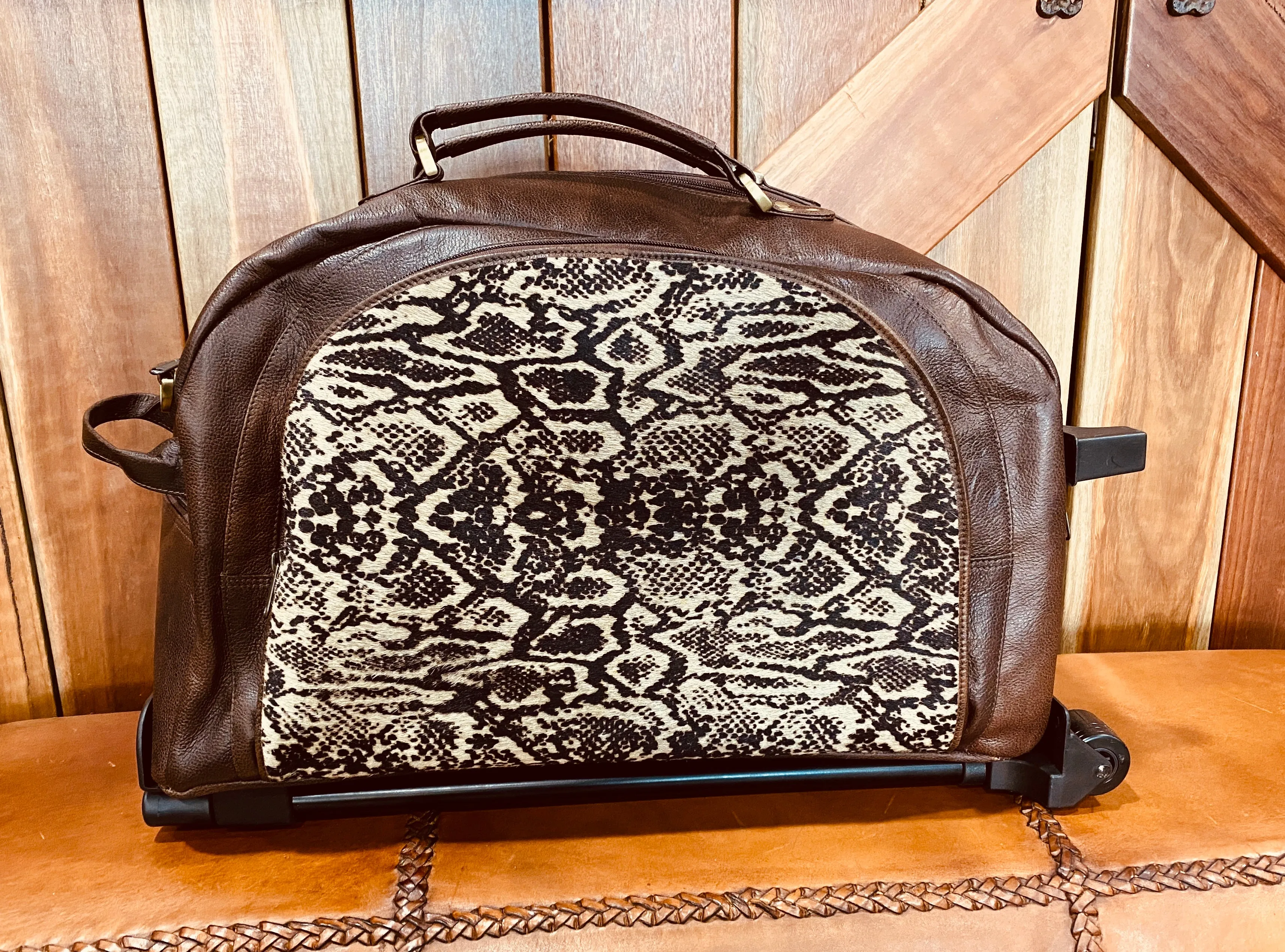 Cowhide Weekender