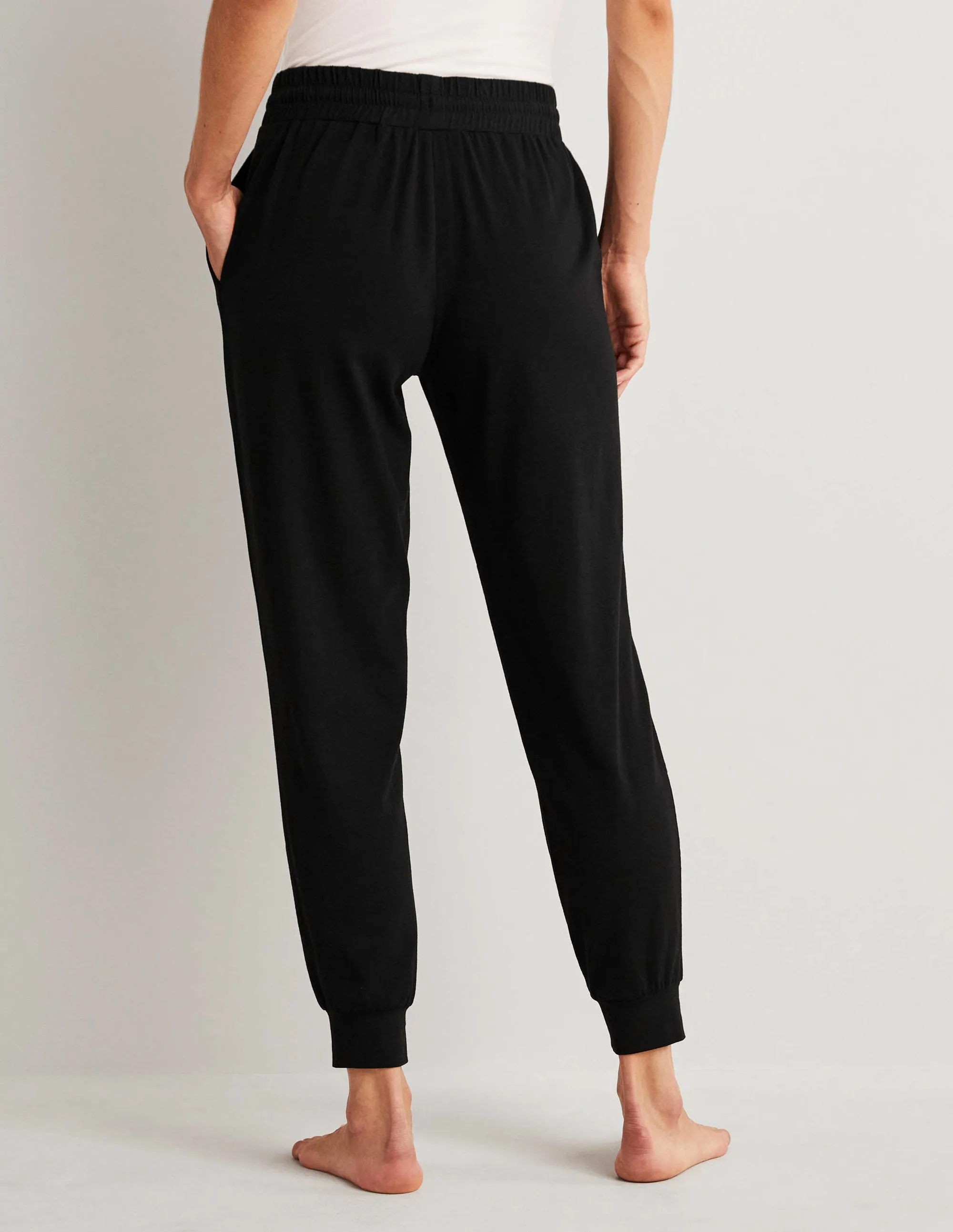 Cuffed Jersey Joggers-Black