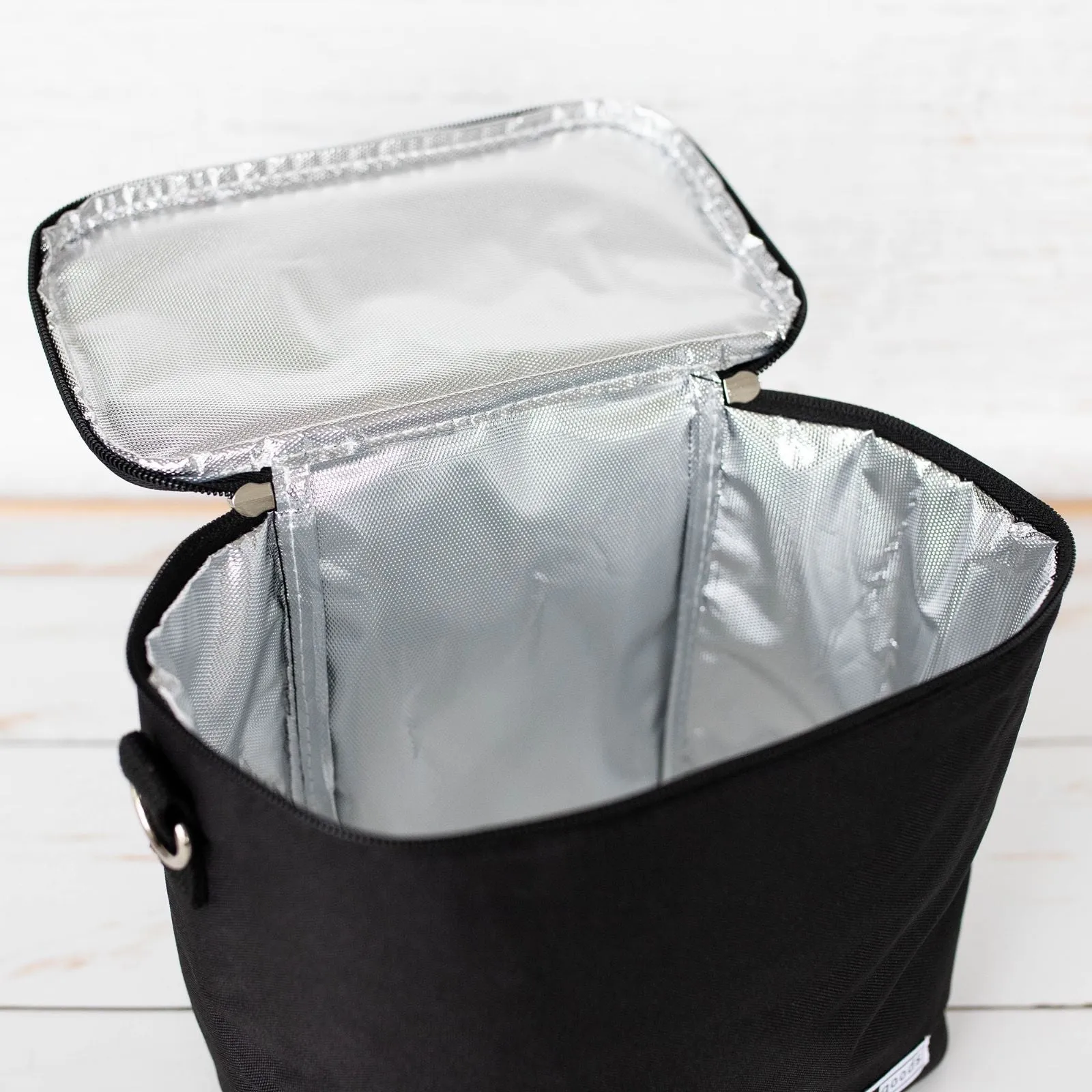 Green Essentials RECYCLED PET INSULATED LUNCH BAG – BLACK