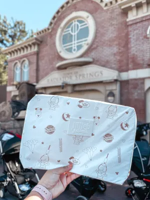 INSULATED COOLER POUCH IN NEUTRAL FAVES