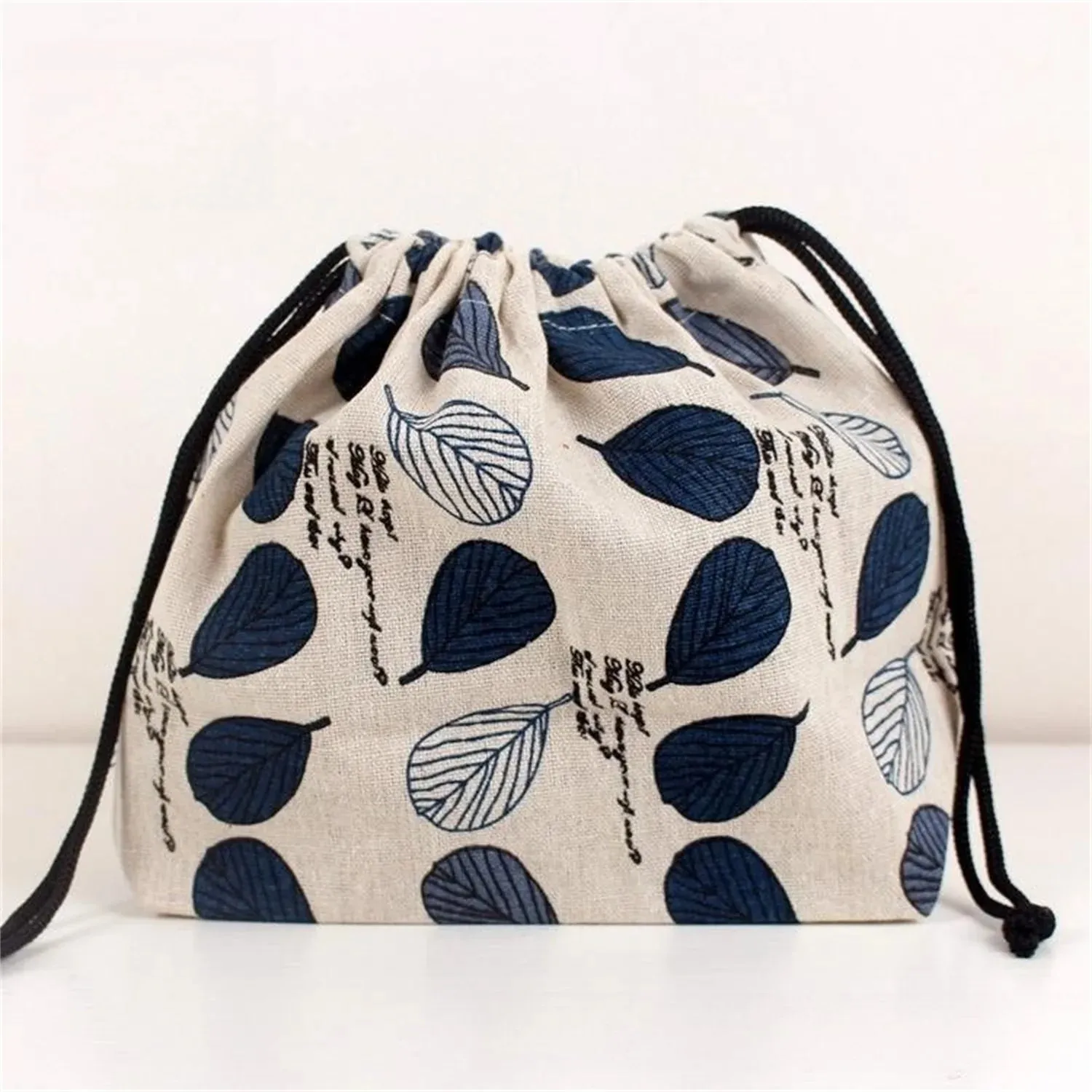 Japanese Style Drawstring Lunch Box Storage Bag – Portable and Fashionable Tote