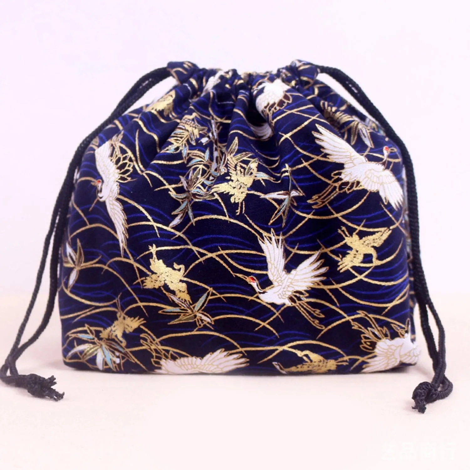 Japanese Style Drawstring Lunch Box Storage Bag – Portable and Fashionable Tote