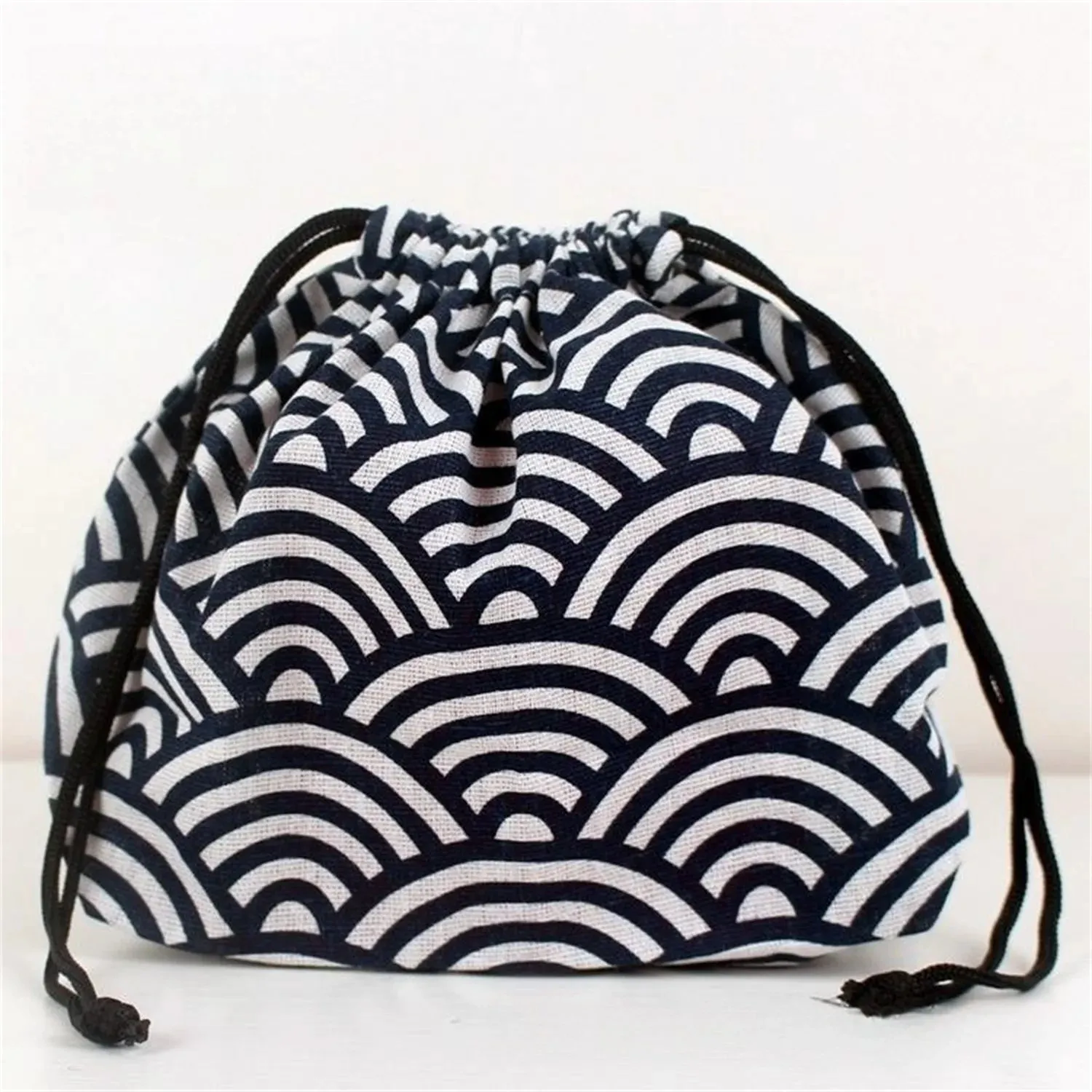 Japanese Style Drawstring Lunch Box Storage Bag – Portable and Fashionable Tote