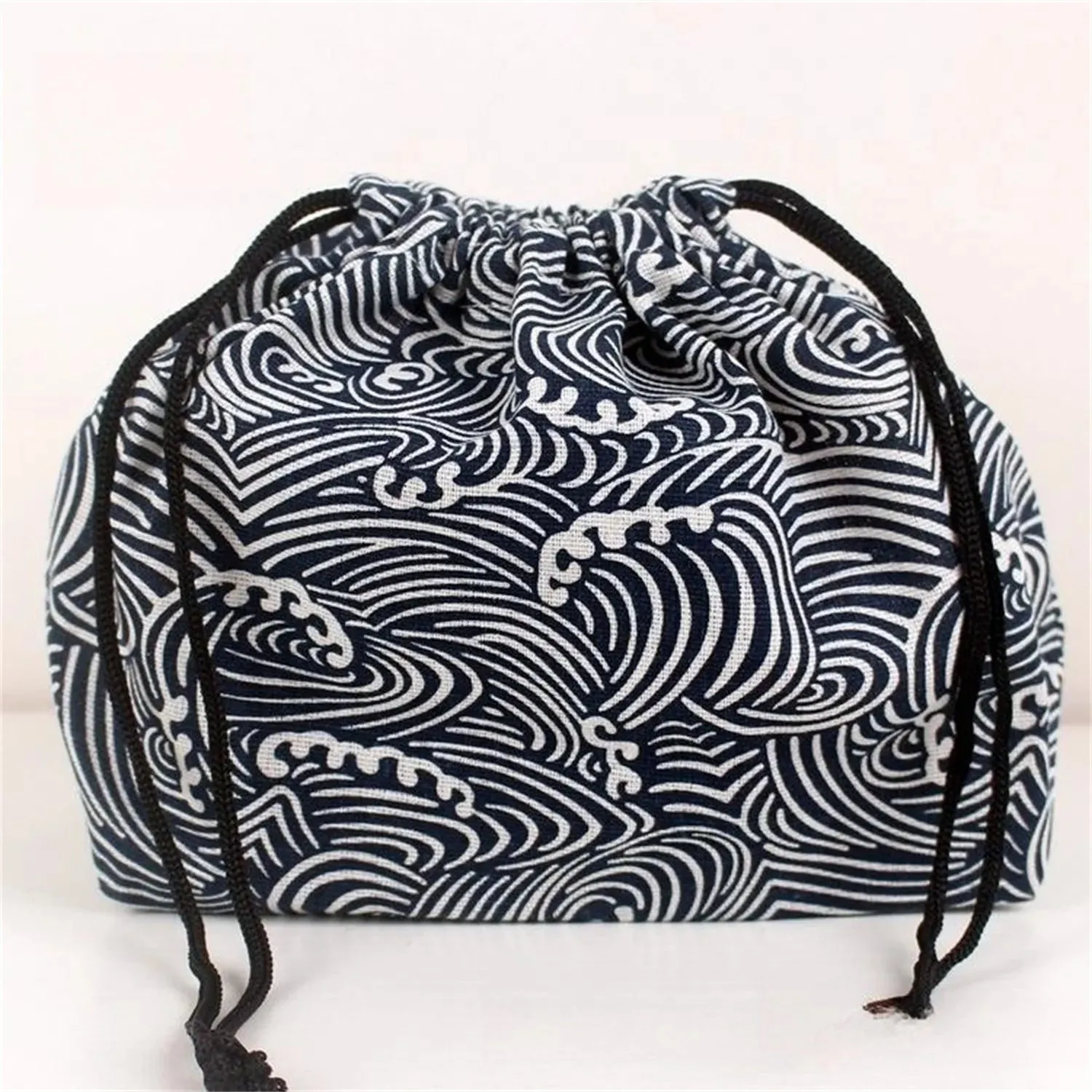 Japanese Style Drawstring Lunch Box Storage Bag – Portable and Fashionable Tote