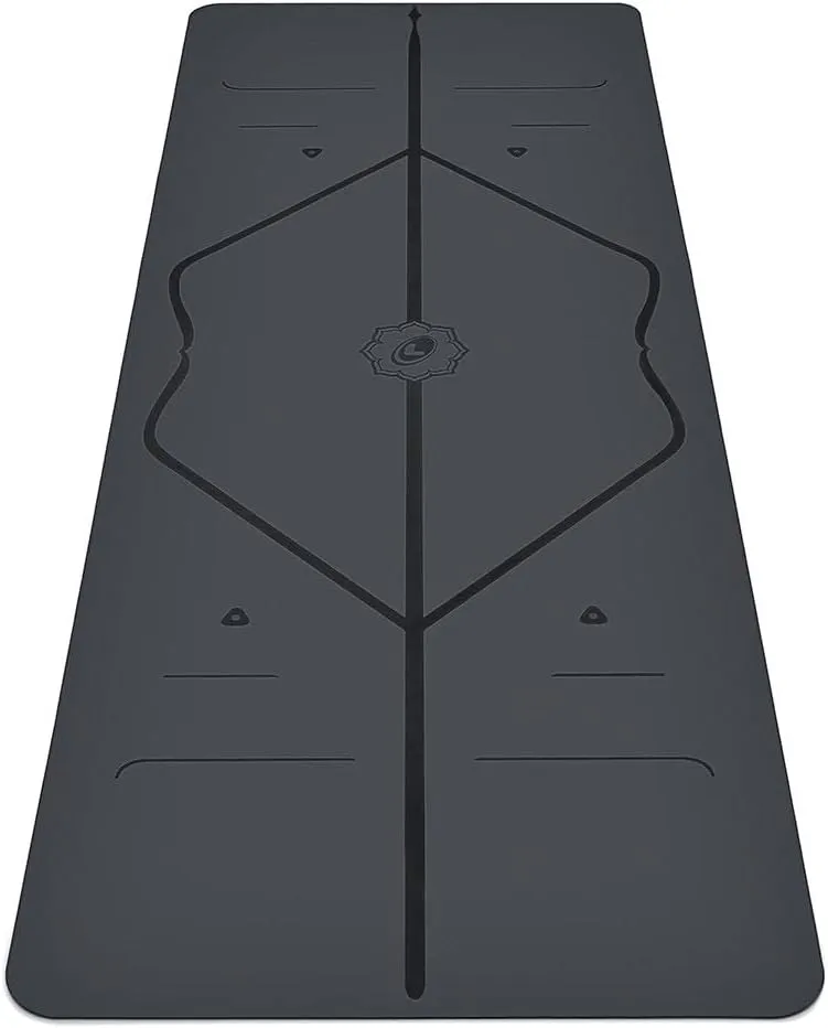 Liforme Original Yoga Mat – Free Yoga Bag Included - Patented Alignment System, Warrior-like Grip, Non-slip, Eco-friendly, sweat-resistant, long, wide, 4.2mm thick mat for comfort