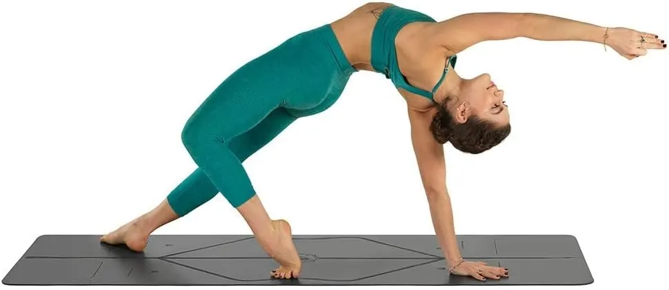 Liforme Original Yoga Mat – Free Yoga Bag Included - Patented Alignment System, Warrior-like Grip, Non-slip, Eco-friendly, sweat-resistant, long, wide, 4.2mm thick mat for comfort