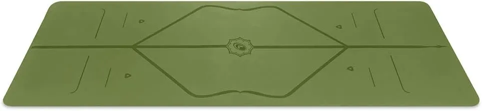 Liforme Travel Yoga mat – Patented Alignment System, Warrior-Like Grip, Non-Slip, Eco-Friendly, Ultra-Lightweight and Sweat Resistant, Made with Natural Rubber