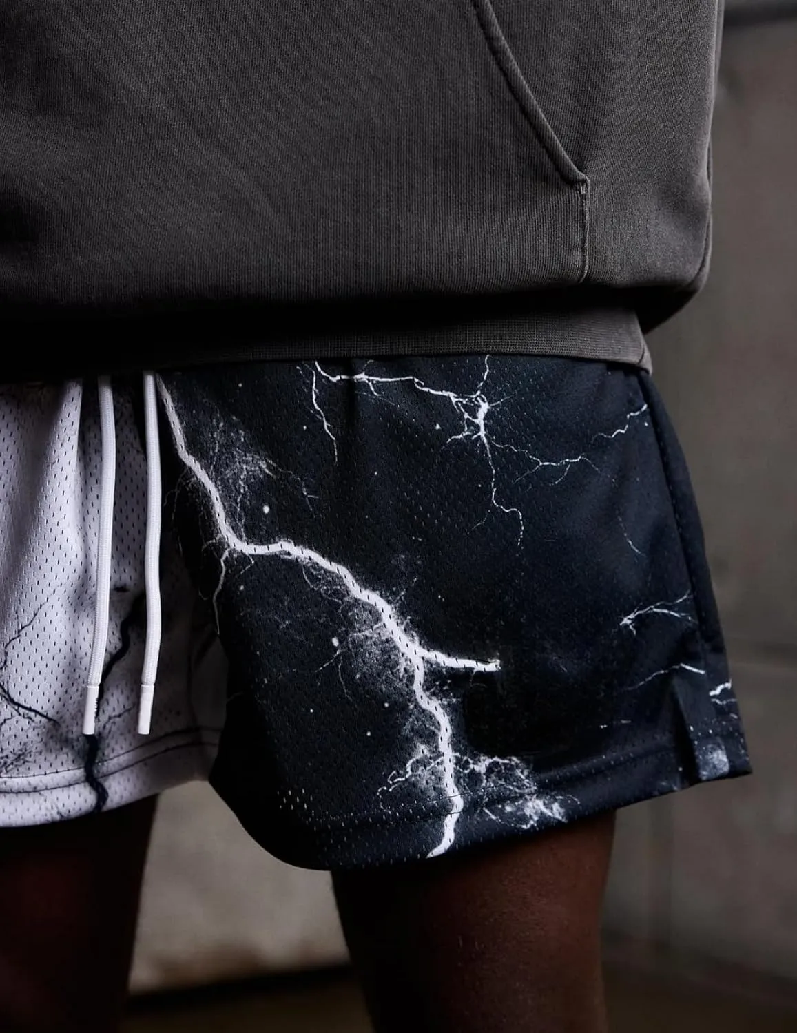 Mens Mesh Graphic Print Athletic Running Shorts Lightweight Quick-Dry Shorts for Basketball Gym Workout