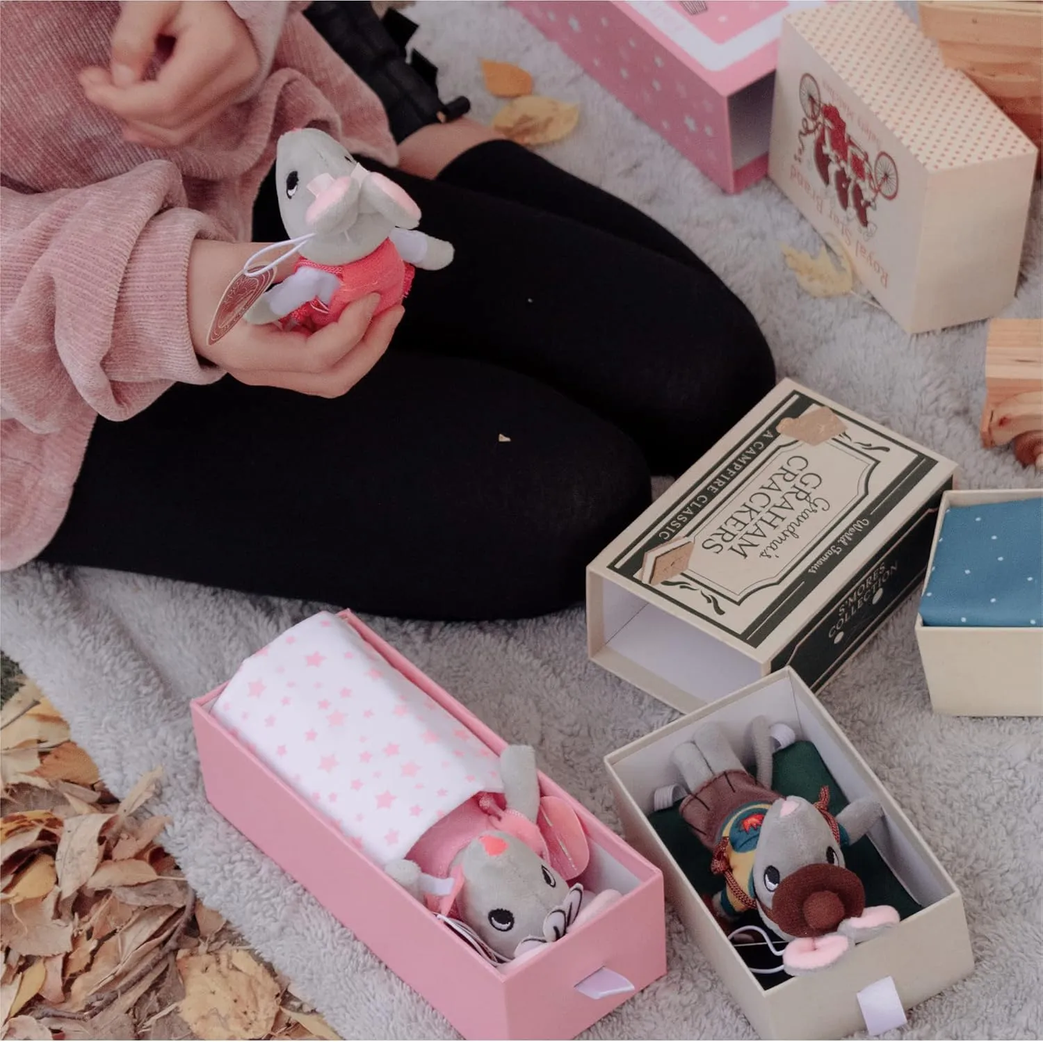 Mice in Boxes - 'Pearl The Tooth Fairy Mouse' Playset with Stuffed Animal and a Keepsake Pouch