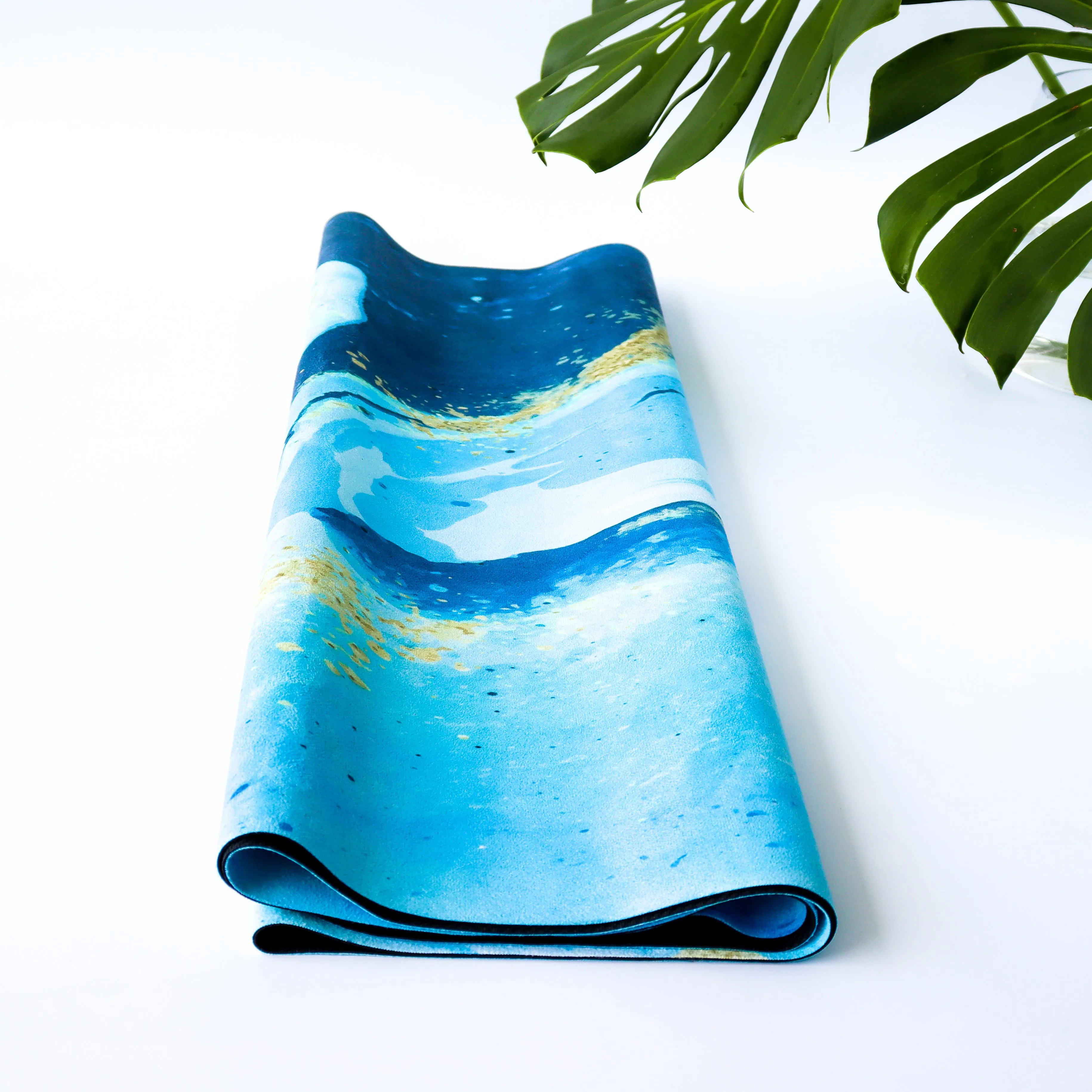 Microfiber Suede & Rubber, Foldable Yoga Mat - Machine Washable