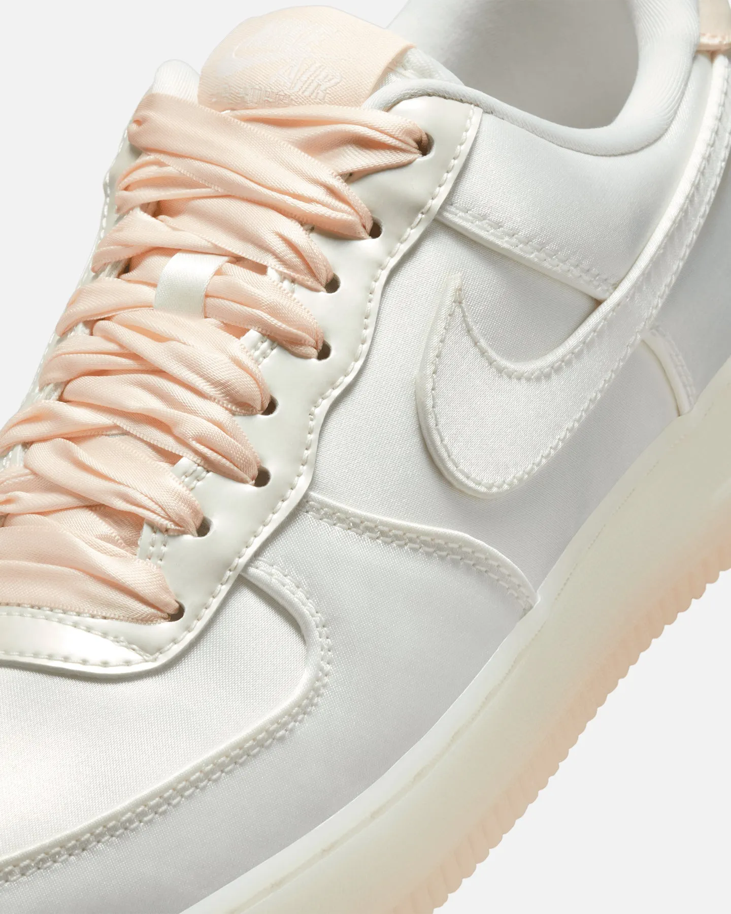 Nike Women's Air Force 1 '07 LV8 Sail/Sail