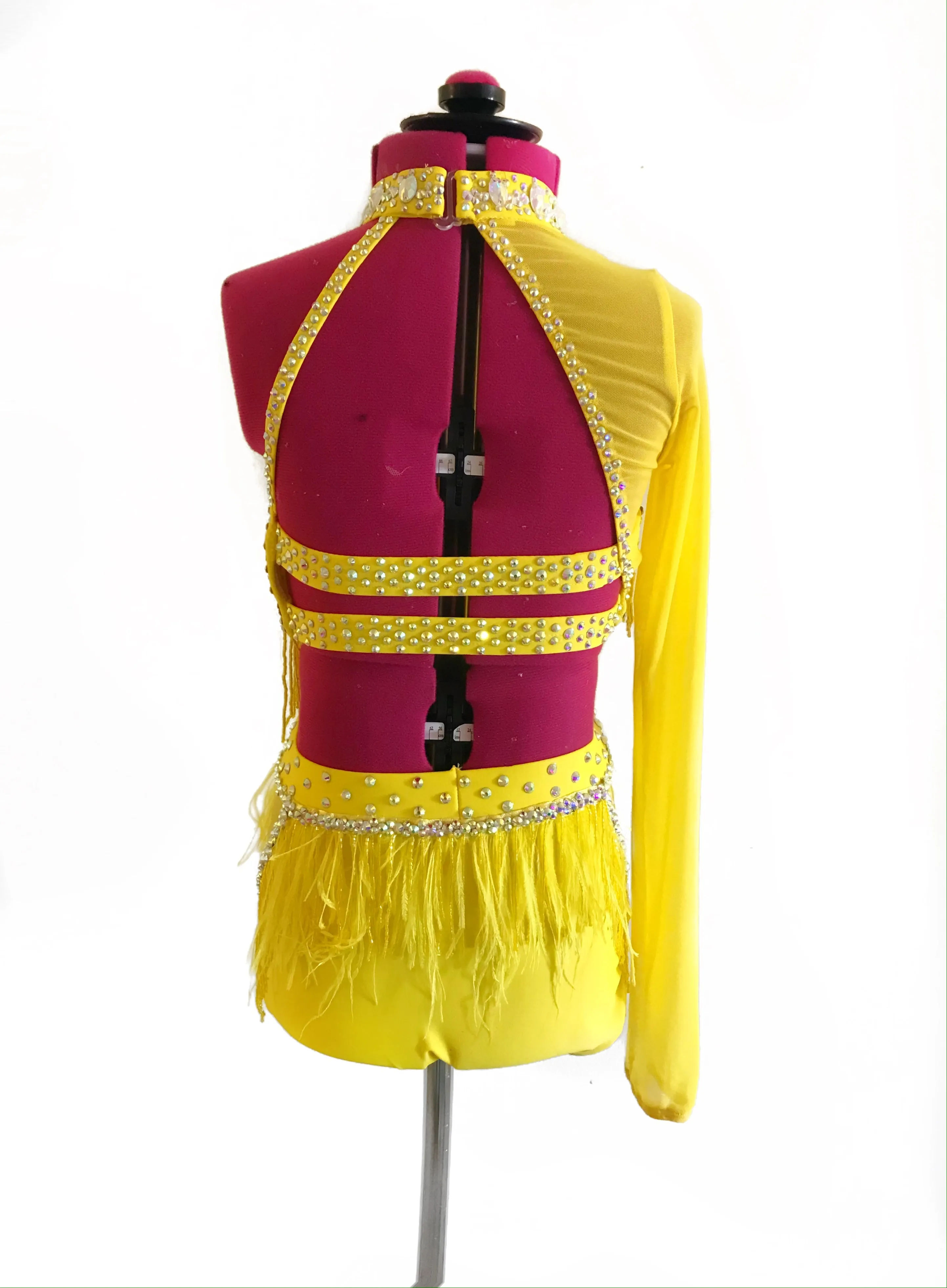 PAST COSTUME