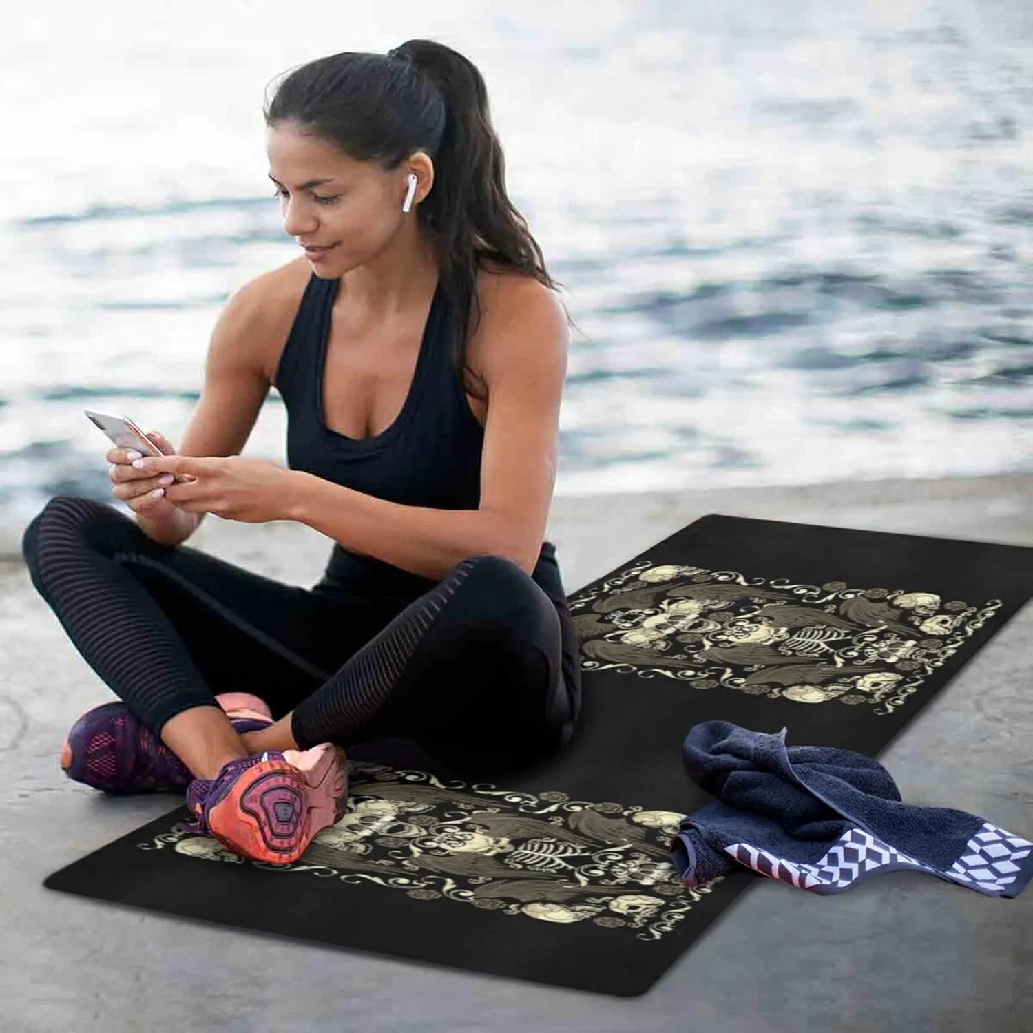 Poeticcity 1 mm Thick Non-Slip Rubber Yoga Mat, Durable Folding Workout Mat, Fitness Safe Mat with Bag for Pilates and Floor Exercises