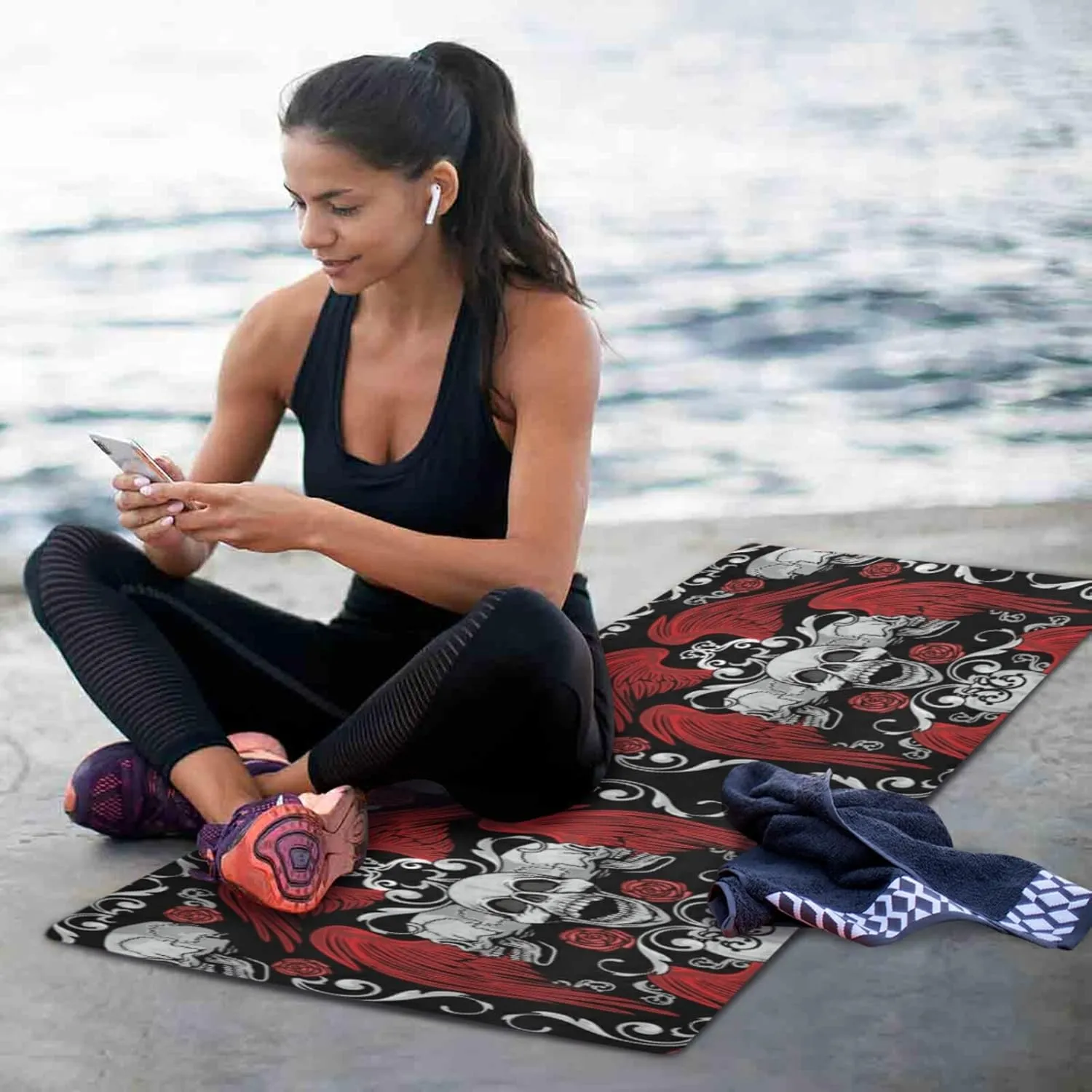 Poeticcity 1 mm Thick Non-Slip Rubber Yoga Mat, Durable Folding Workout Mat, Fitness Safe Mat with Bag for Pilates and Floor Exercises