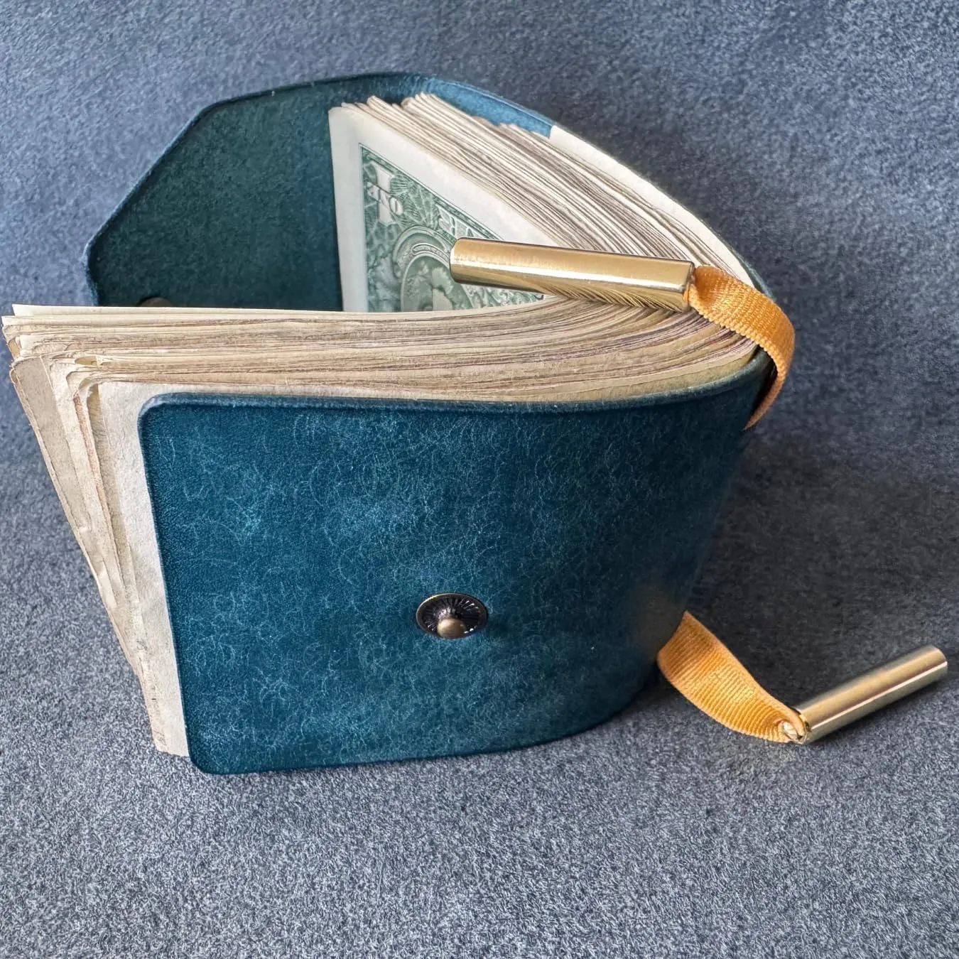 The Cash Wrap Wallet, Fast Cash Access Money Holder for Cash, Leather Money Wallet Organizer, Handy Purse Bands with Magnetic Clasp for Men (Blue)