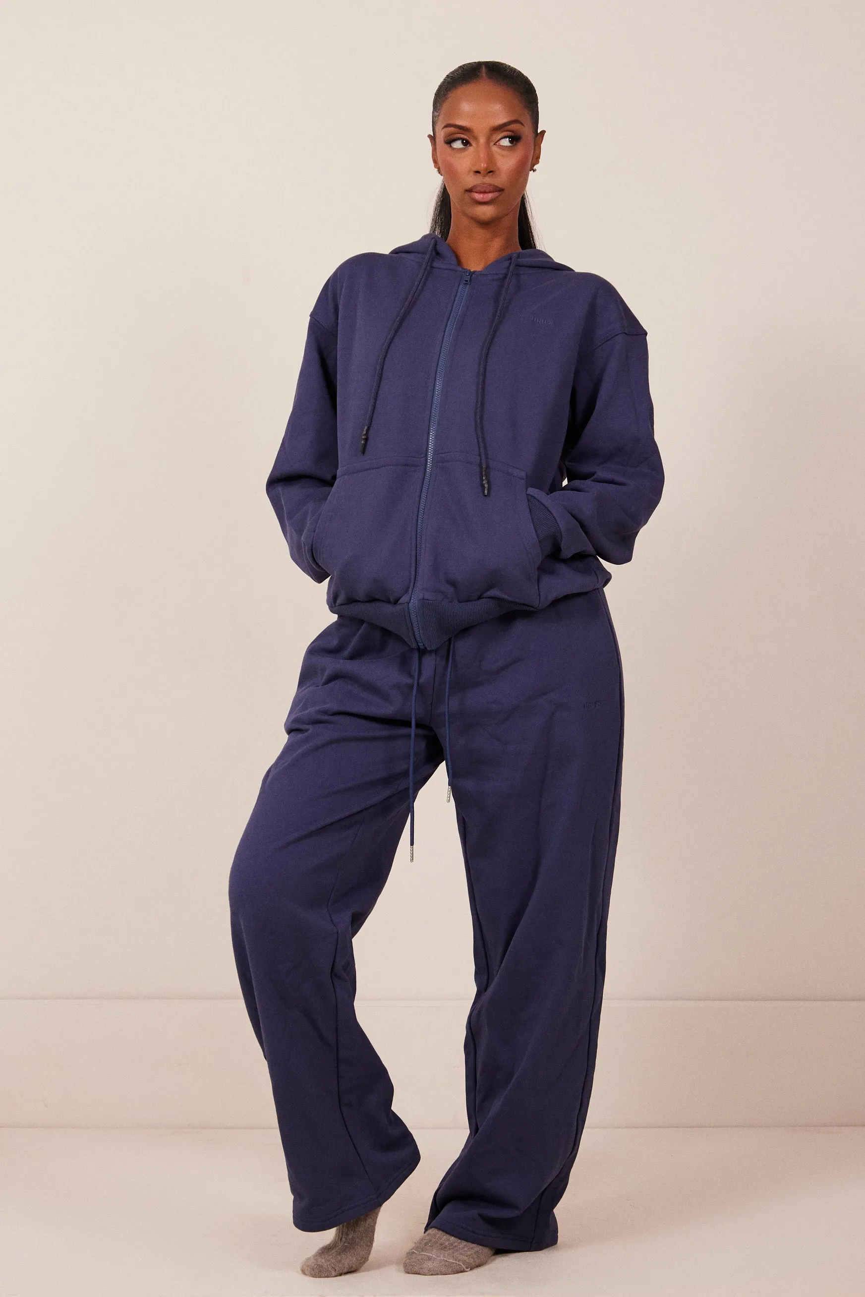 The Wide Leg Joggers in Navy