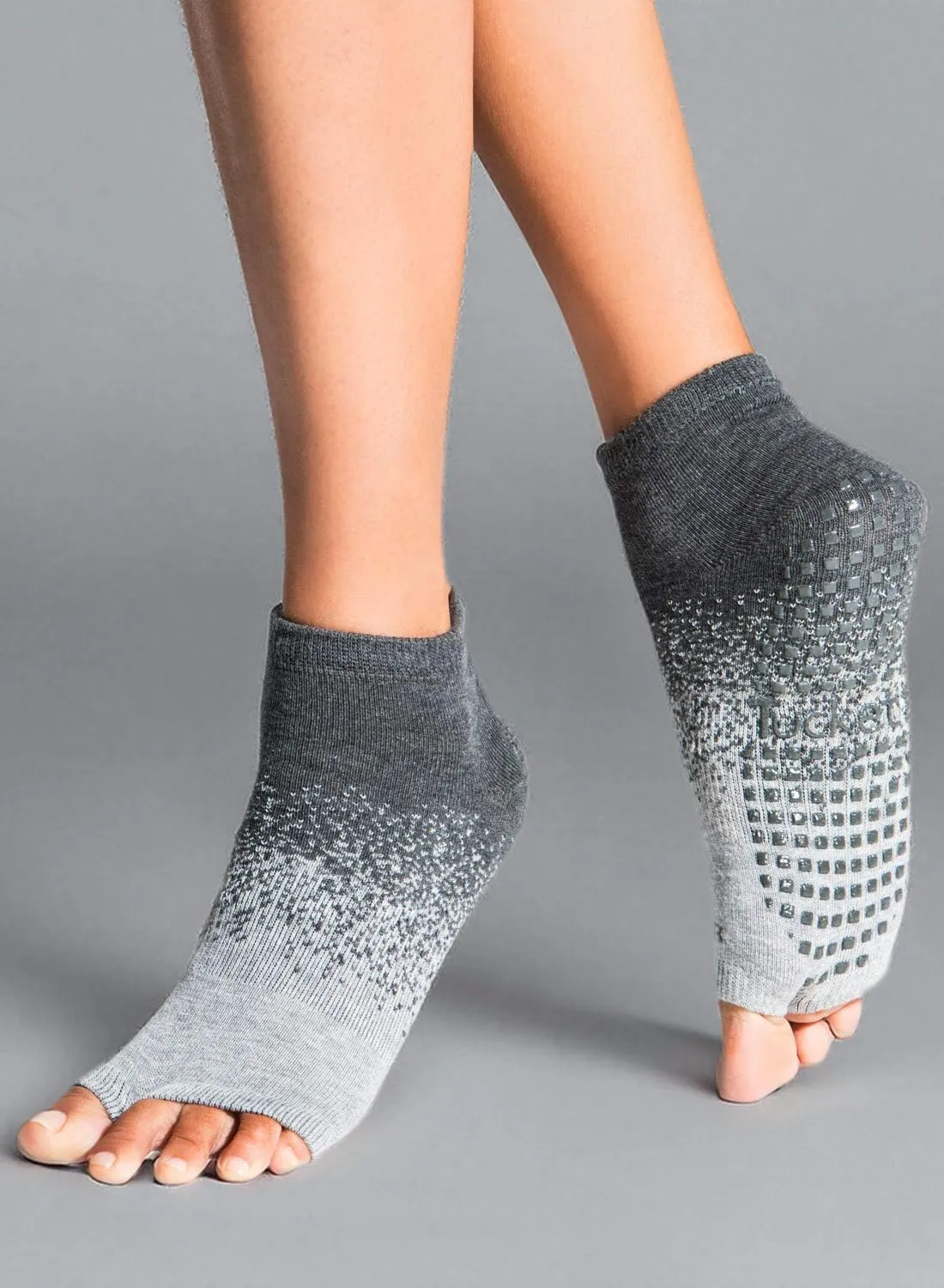 Tucketts Anklet Toeless Pilates Socks with Grips for Women, Non-Slip Ankle Toeless Yoga Socks with Grips for Barre, Size 5-13