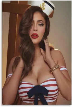 WIOLPCH Kylie Jenner Hot Poster 7 Sexy Actress Celebrity Posters Canvas Painting Wall Art Poster for Bedroom Living Room Poster For Living Room Bedroom Office Decor 24x36inch(60x90cm) Unframe-style