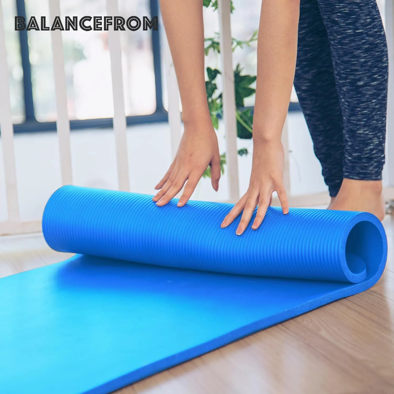 Yoga Mat, One-Inch Extra Thick High Density Exercise Mat, Anti-Tear Exercise Yoga Mat with Carrying Strap, Suitable for Various Yoga Exercises