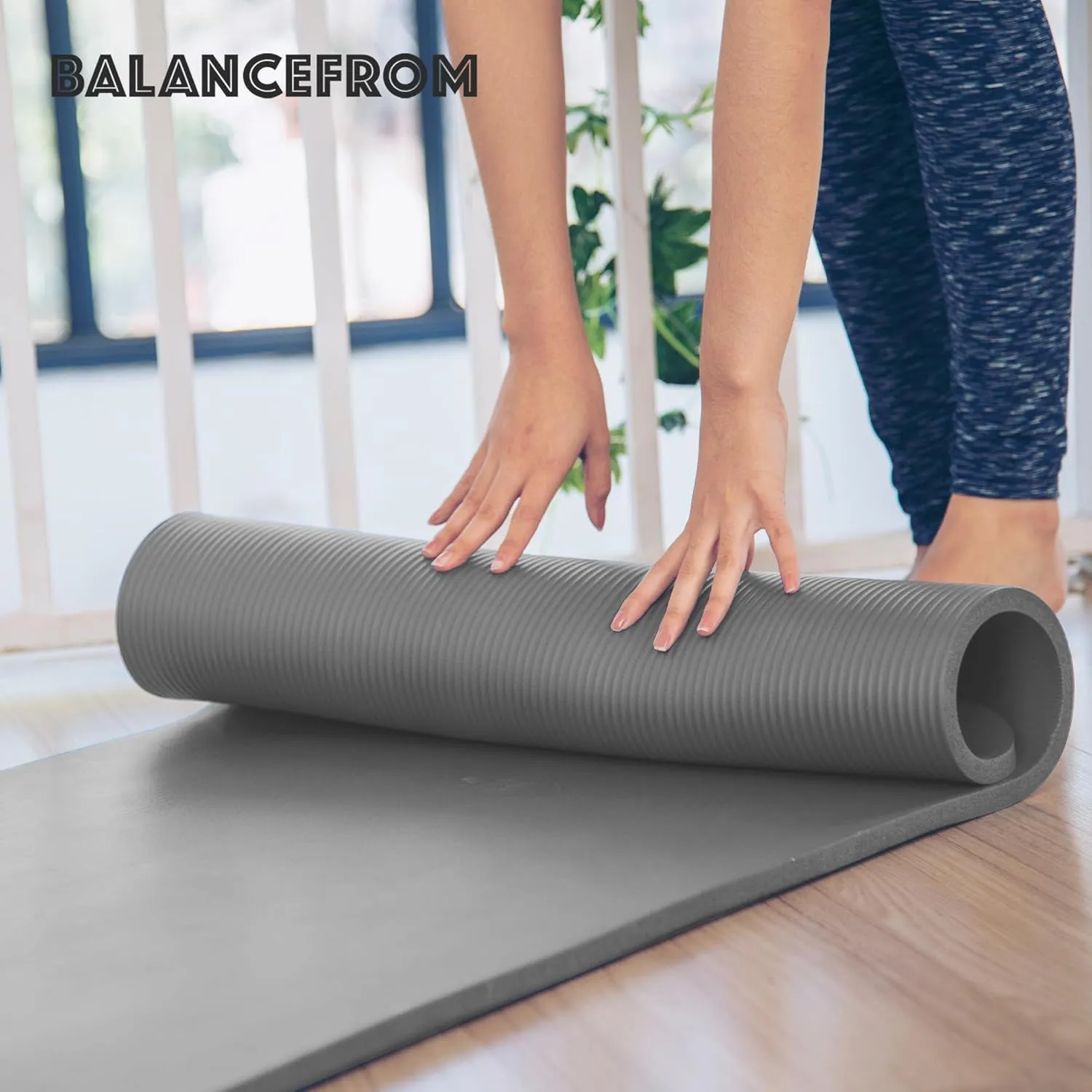 Yoga Mat, One-Inch Extra Thick High Density Exercise Mat, Anti-Tear Exercise Yoga Mat with Carrying Strap, Suitable for Various Yoga Exercises