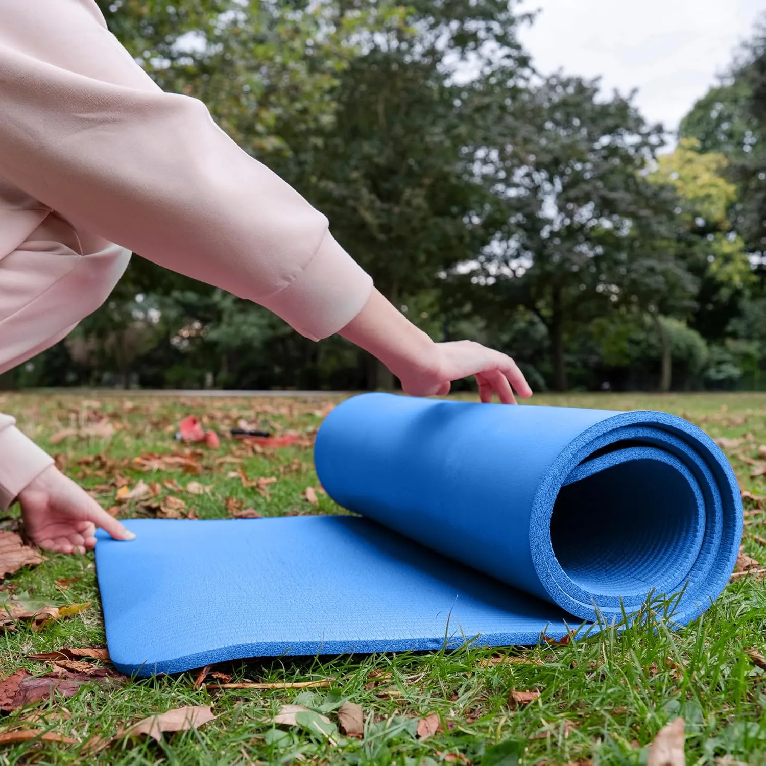 Yoga Mat, One-Inch Extra Thick High Density Exercise Mat, Anti-Tear Exercise Yoga Mat with Carrying Strap, Suitable for Various Yoga Exercises
